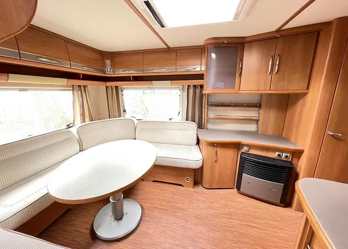 Your Camp مكان تخييم هيل