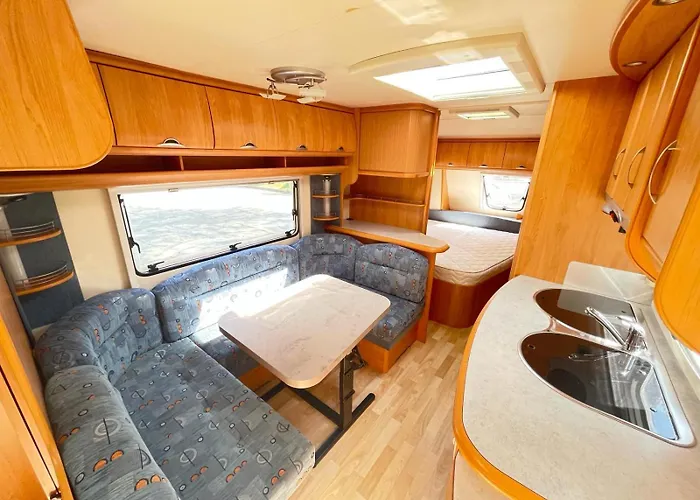 مكان تخييم Your Camp *