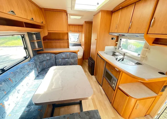 Your Camp مكان تخييم