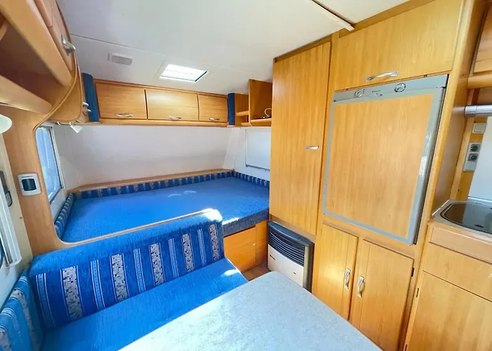 Your Camp مكان تخييم *