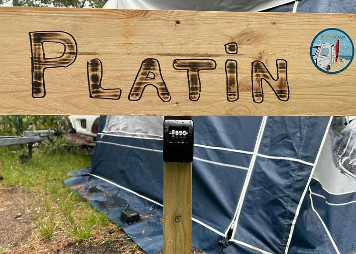 Your Camp مكان تخييم *